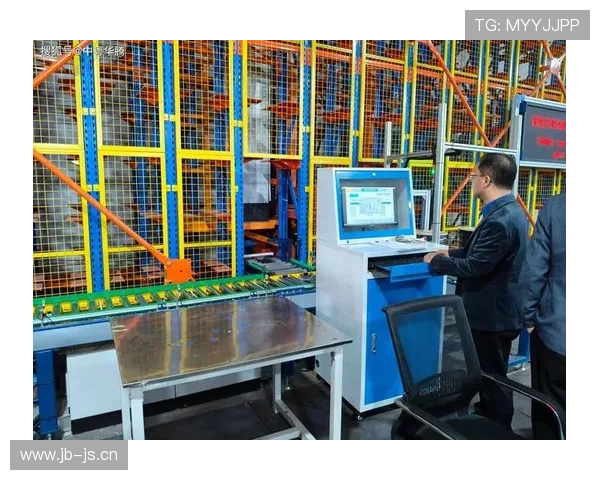 库杜斯从中场到前场核心的角色转型分析