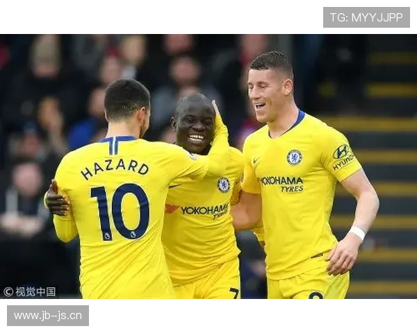 坎特从黑马奇兵到切尔西中场核心的生涯转折解析